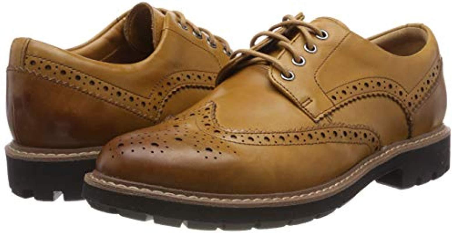 clarks batcombe wing tan