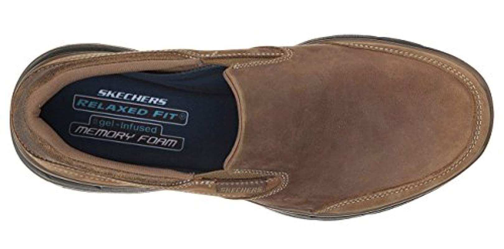 skechers men's relaxed fit glides calculous slip on