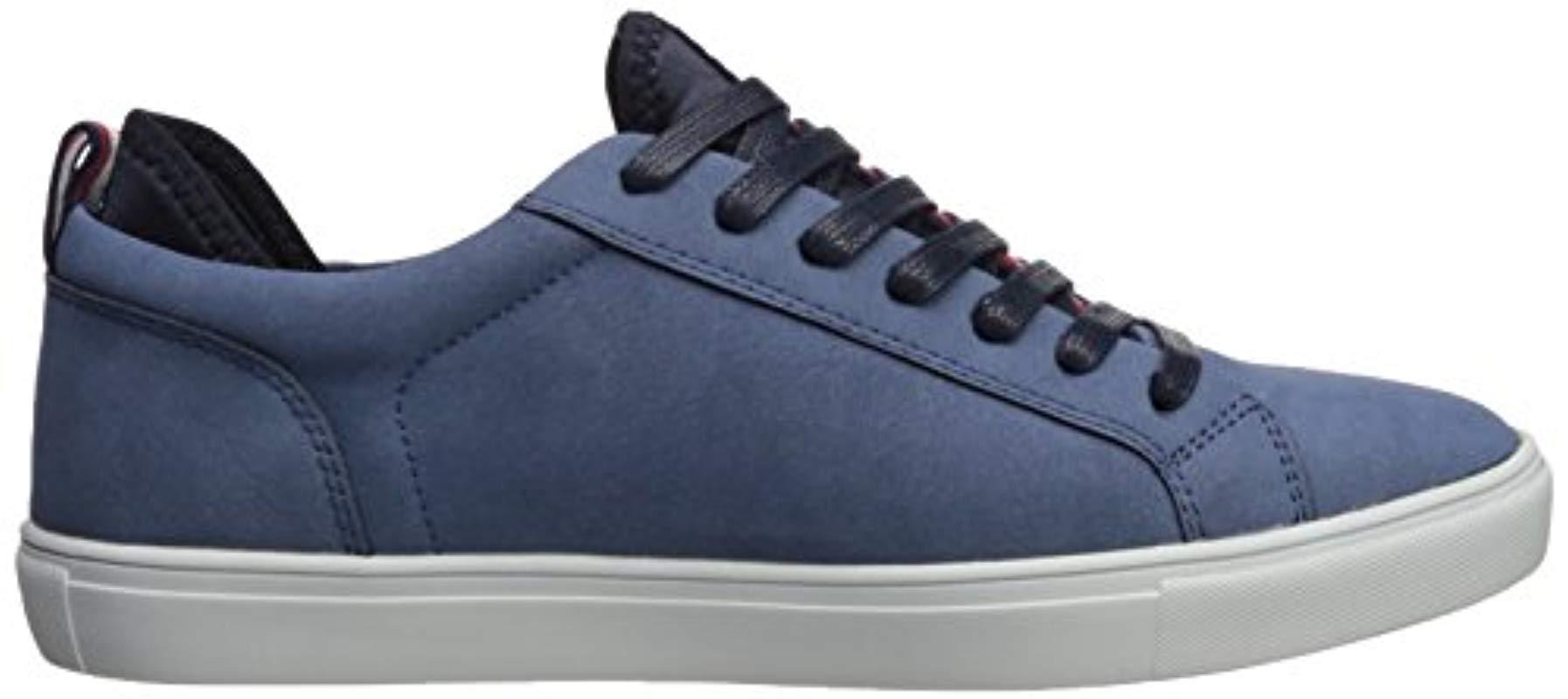 tommy hilfiger mcneil shoe