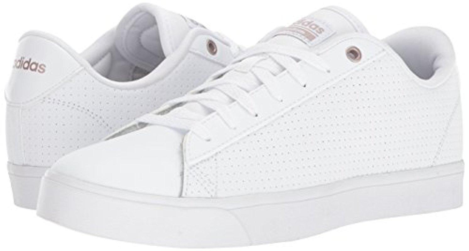 cf daily qt cl sneaker
