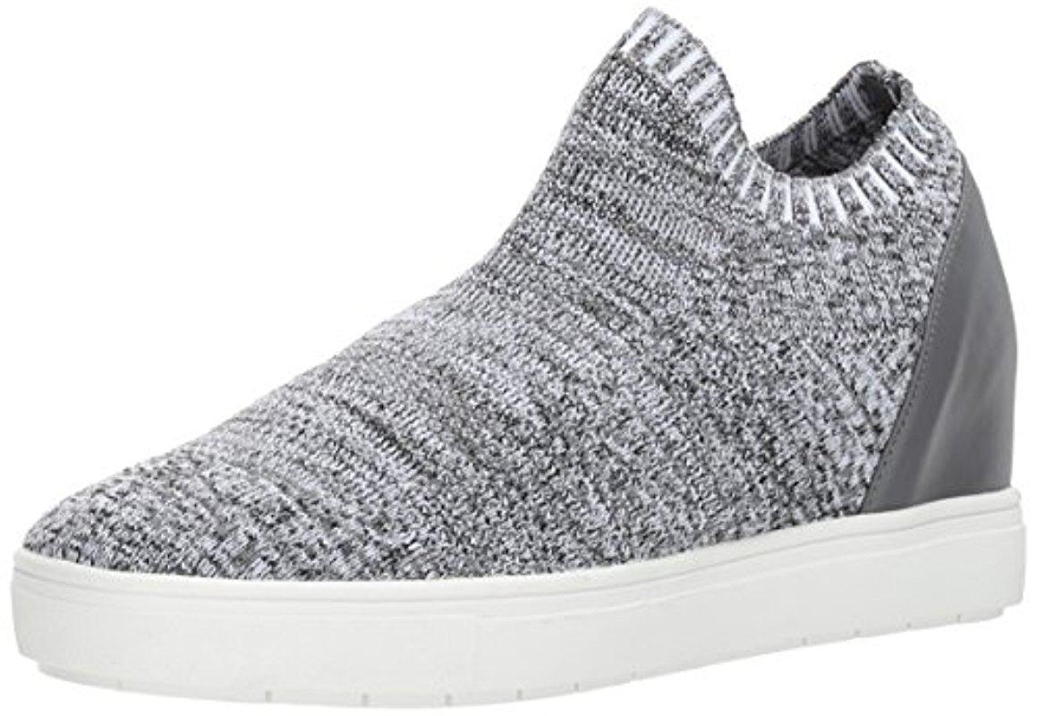 steve madden flyknit sneakers