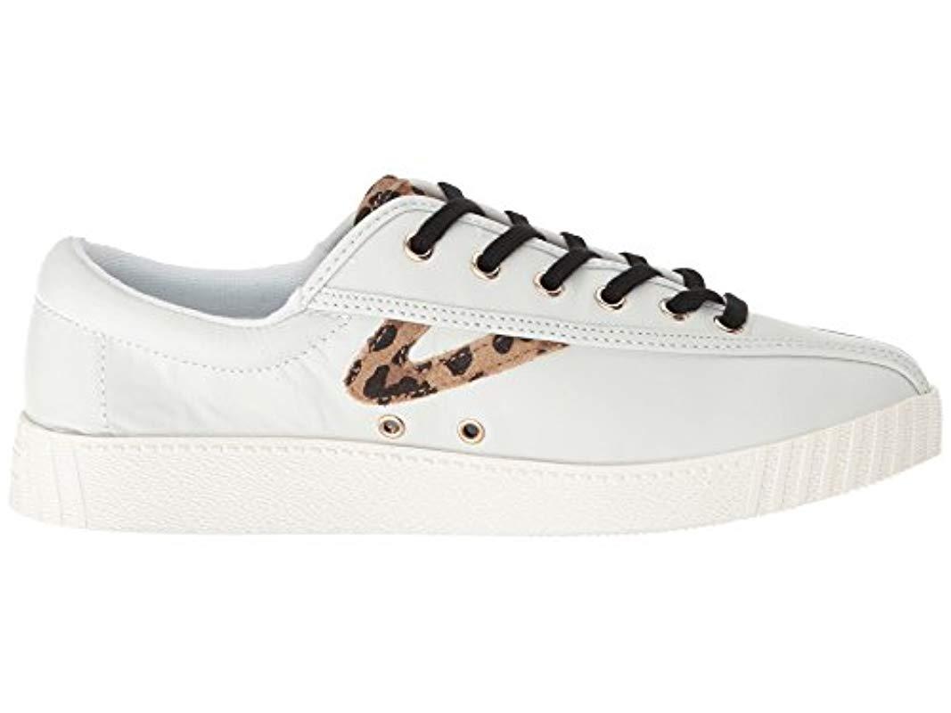 tretorn nylite 25 plus leopard sneakers