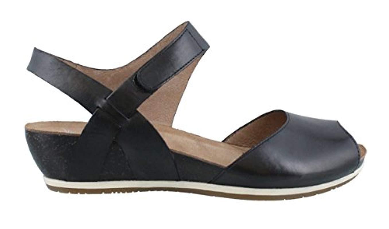dansko vera flat sandal