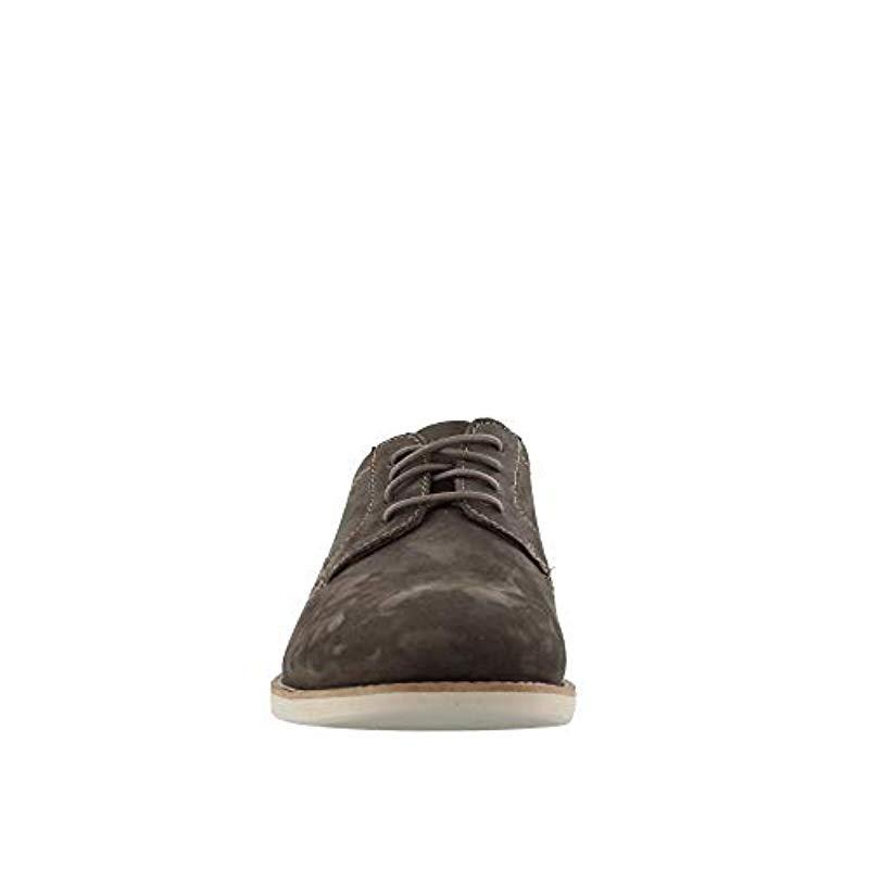 clarks raharto grey