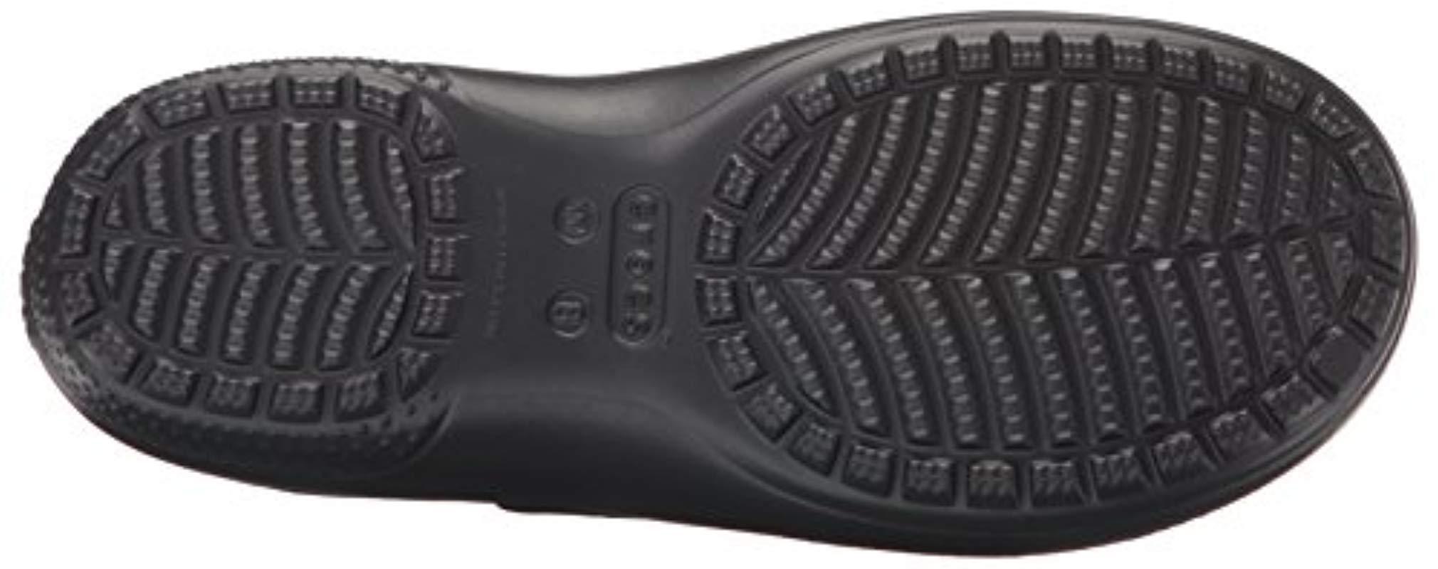 lined freesail crocs