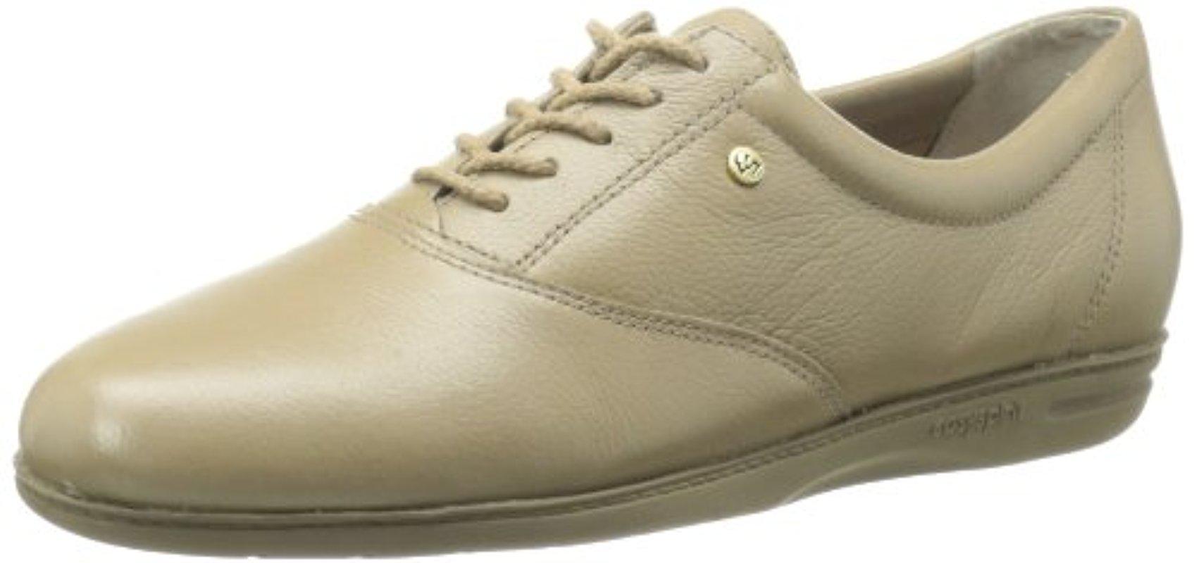 easy spirit motion shoes amazon