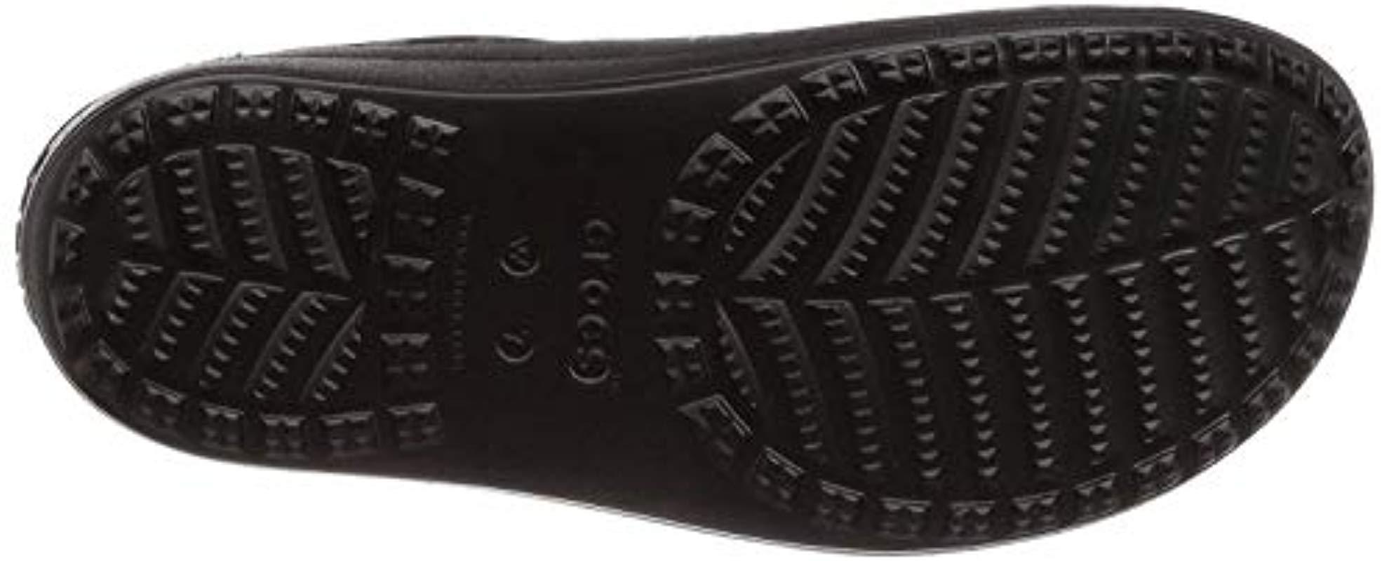 crocs sloane graphic clog
