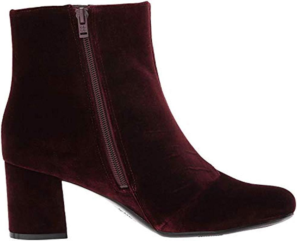 naturalizer westing bootie