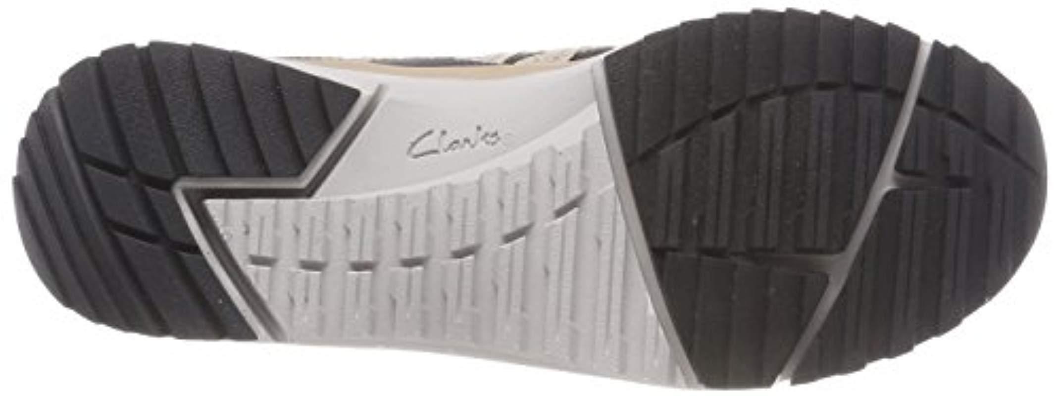 clarks tri trail grey