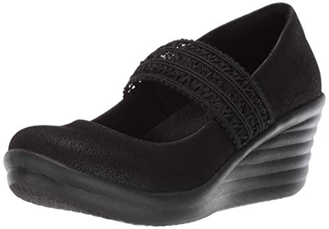 Skechers Rumbler Wave-crochet Strap Mary Jane Wedge Pump in Black | Lyst