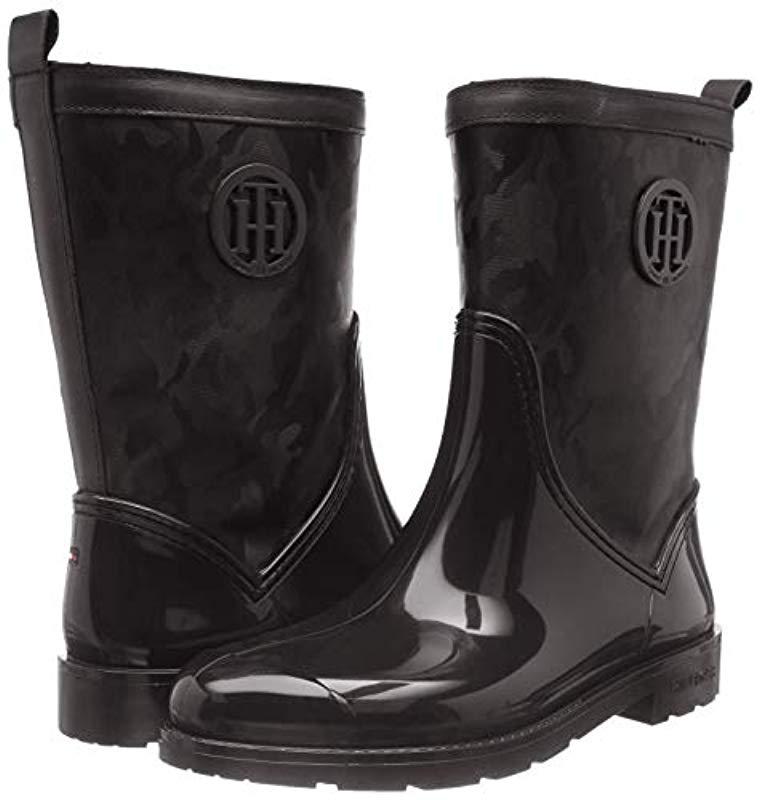 tommy hilfiger shiny camo rain boot