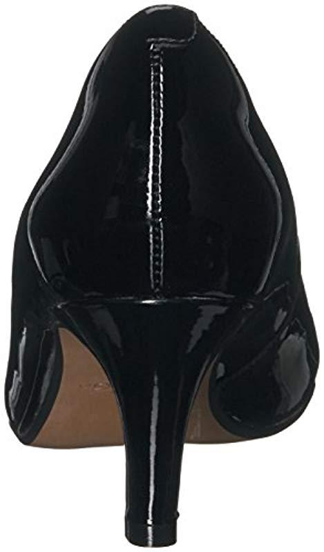 clarks heavenly heart pumps