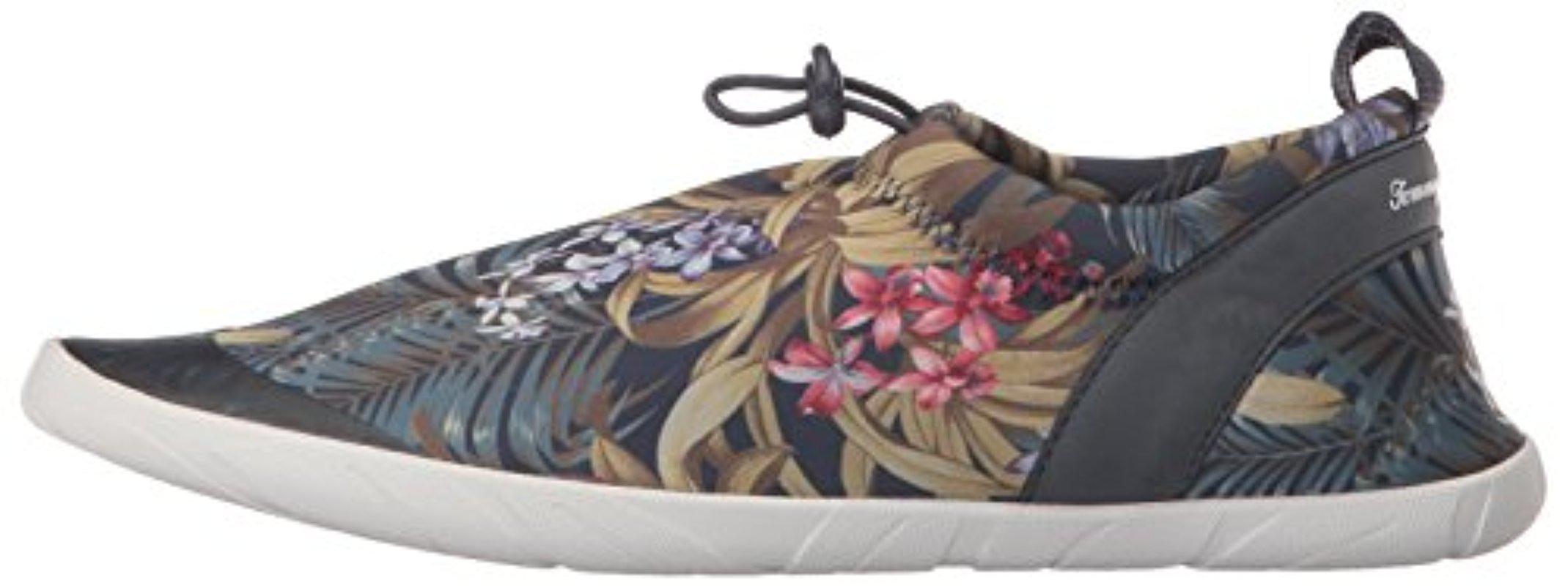 tommy bahama water shoes