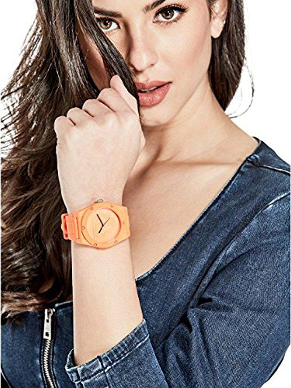 guess iconic silicone sport watch