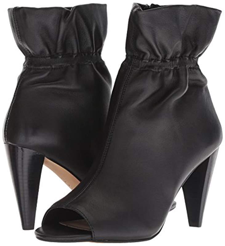 vince camuto addiena