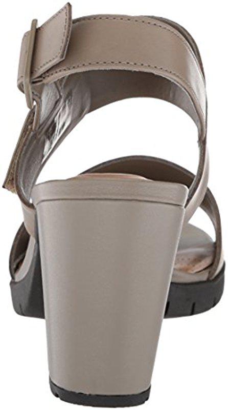 clarks women's kurtley shine platform