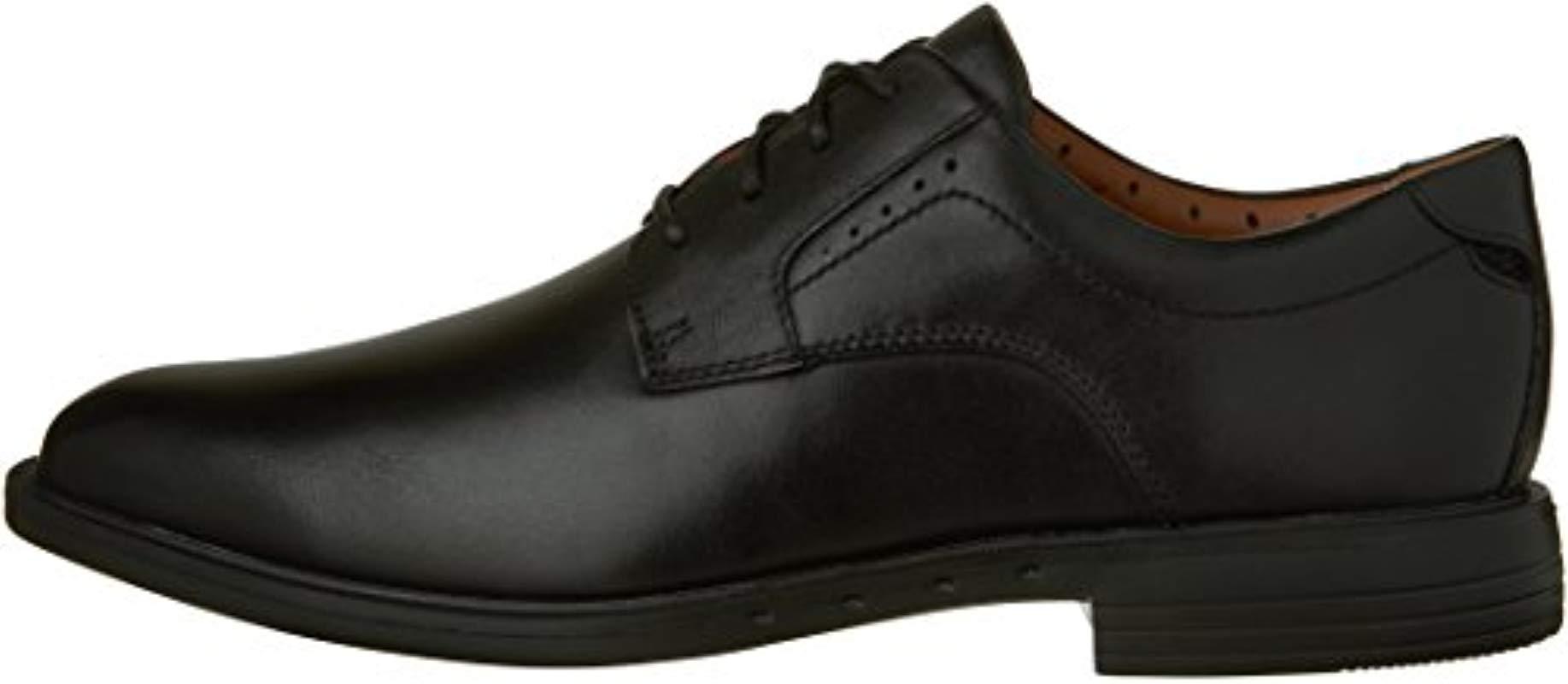 clarks unbizley plain