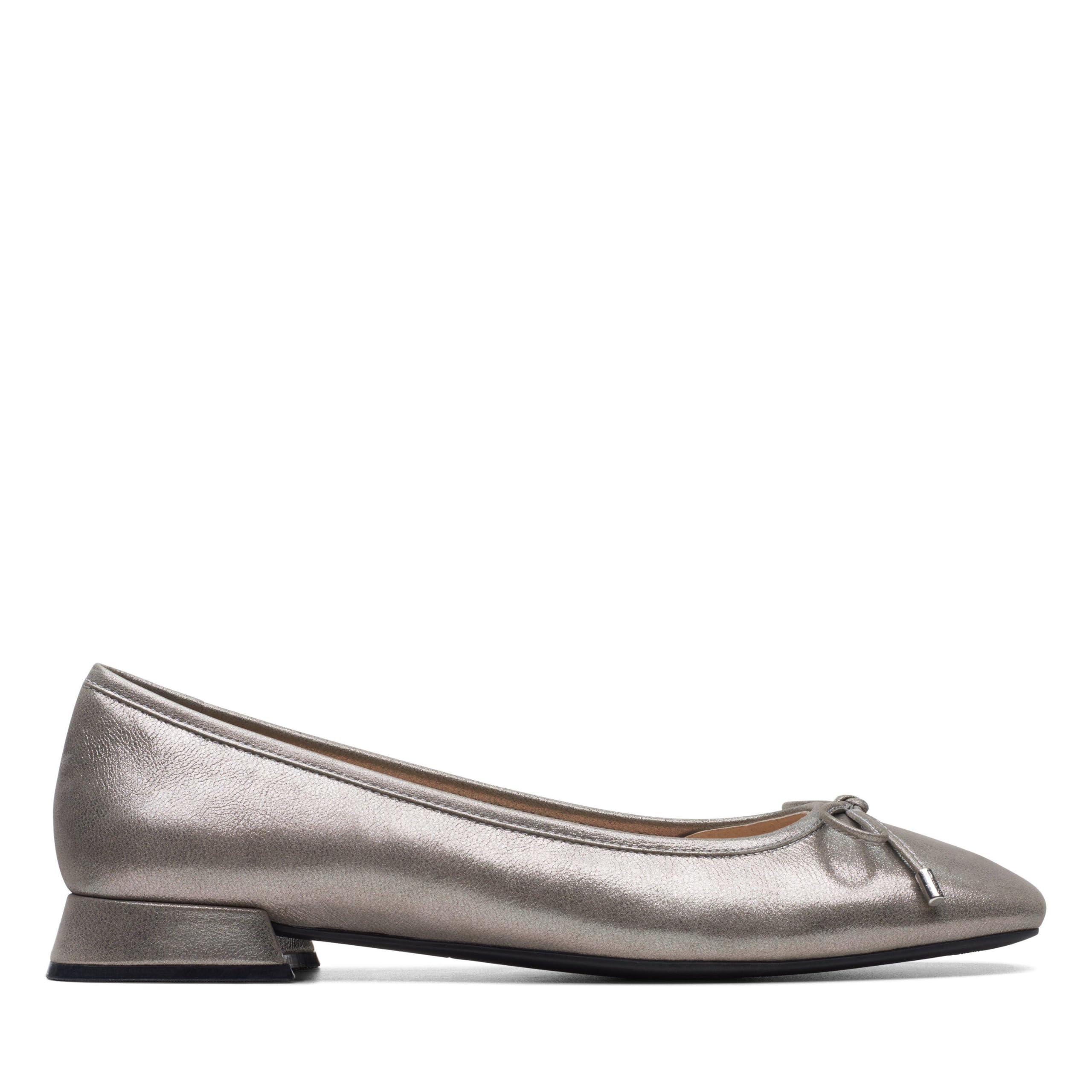 Size 15 store clarks shoes