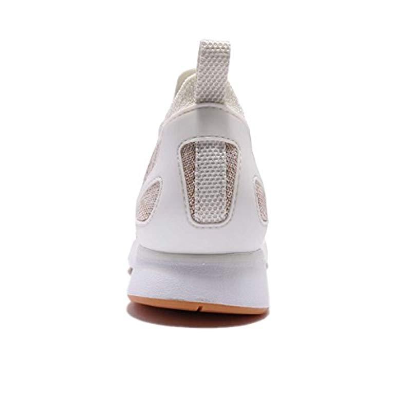 nike mariah flyknit trainers