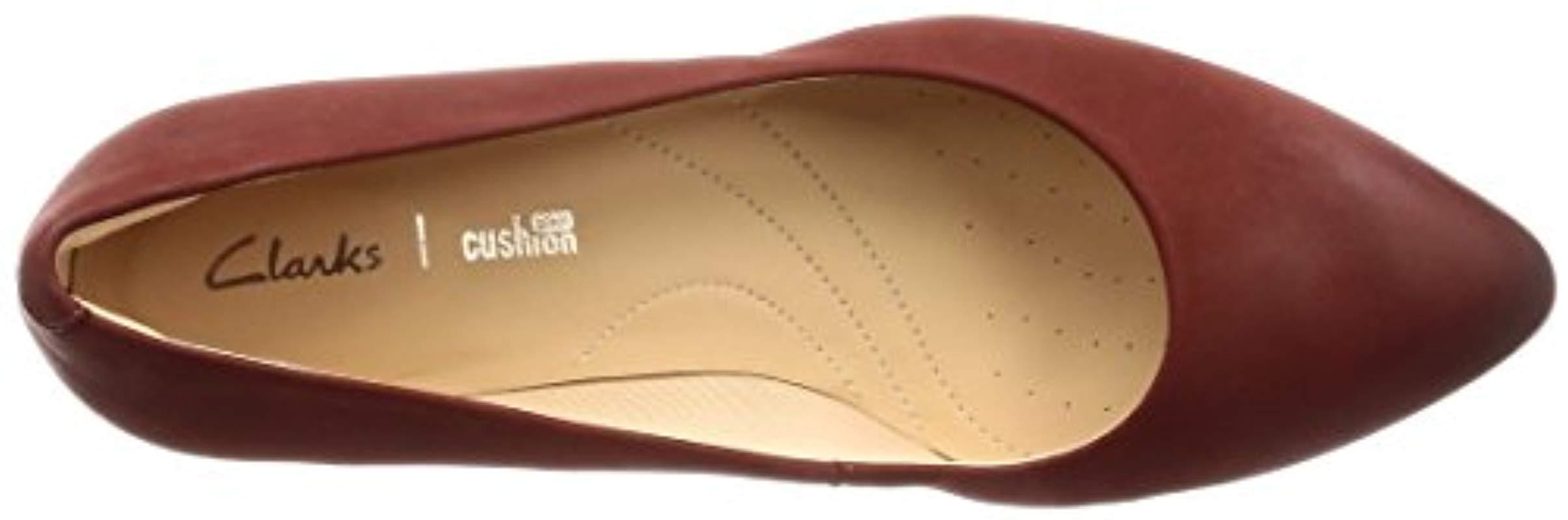 clarks red flats