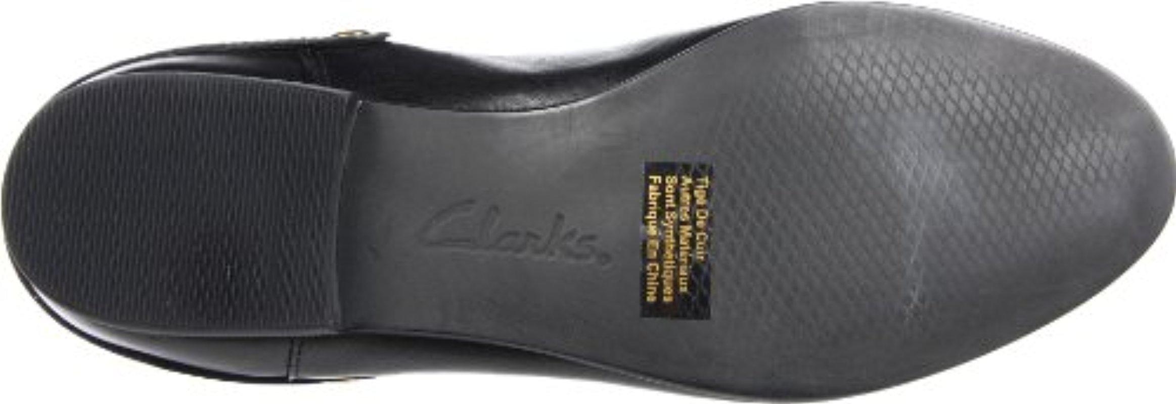 clarks charlie zip boot