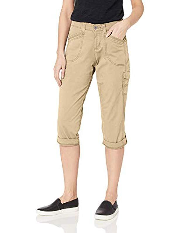 Lee Jeans Petite Flex-to-go Relaxed Fit Cargo Capri Pant in Natural | Lyst