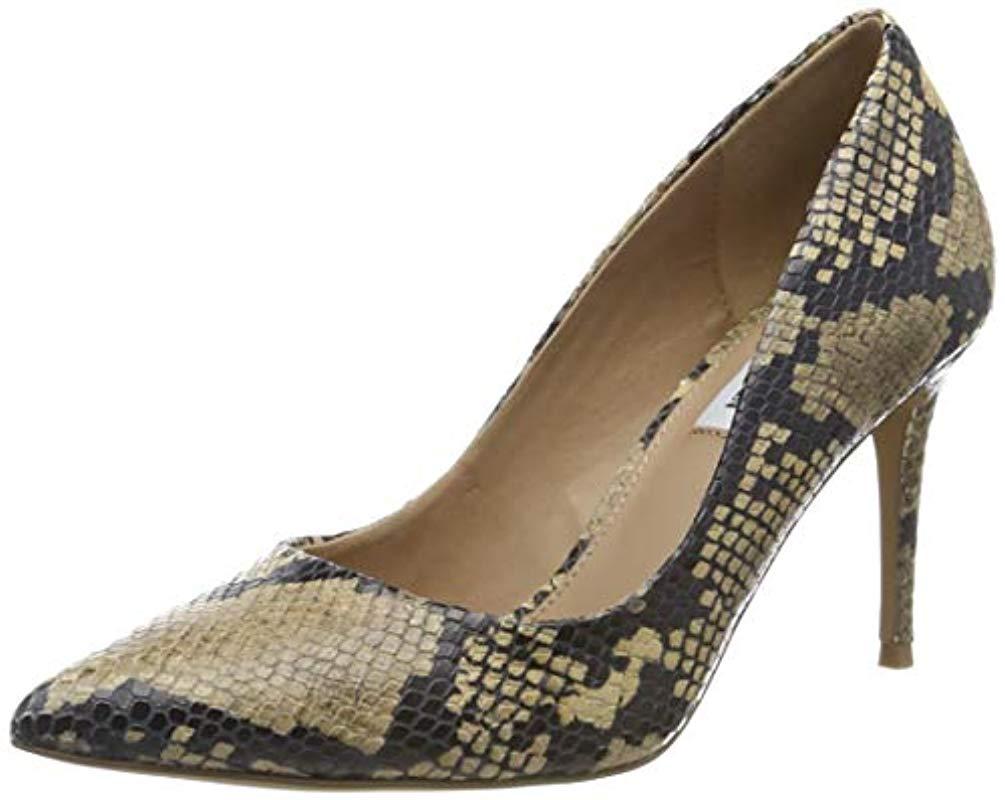 steve madden closed toe heels