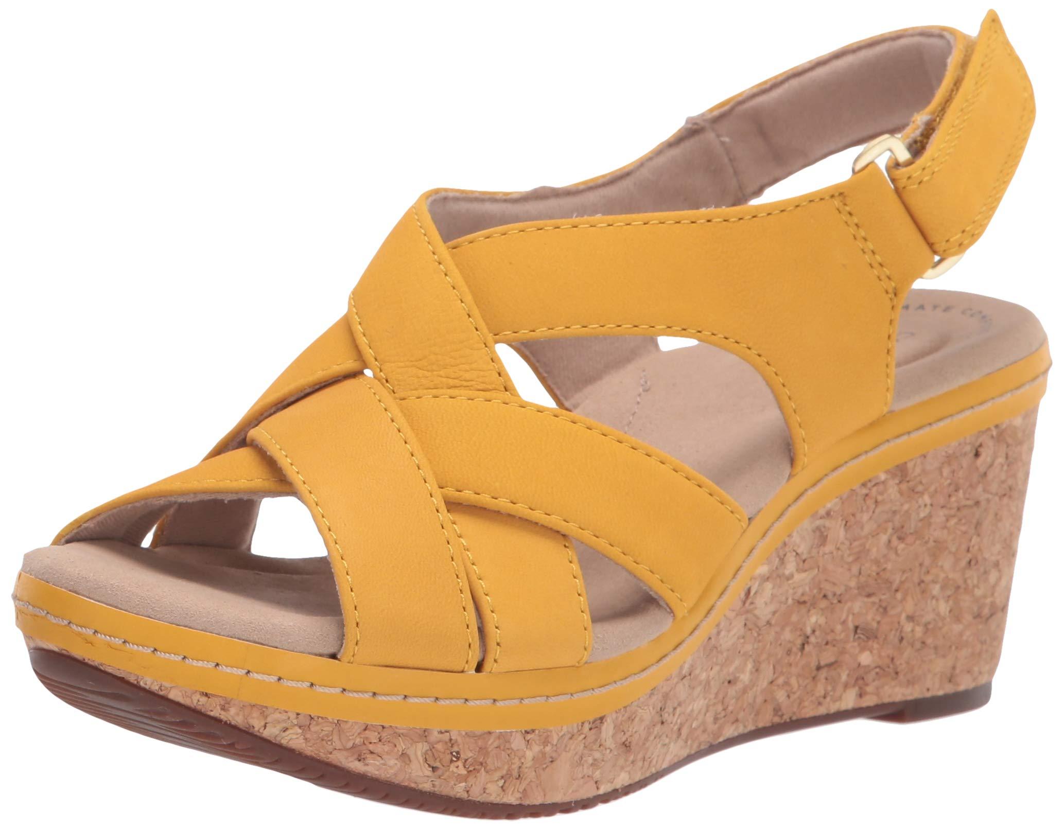Clarks Annadel Pearl Wedge Sandal in White Leather (Yellow) | Lyst