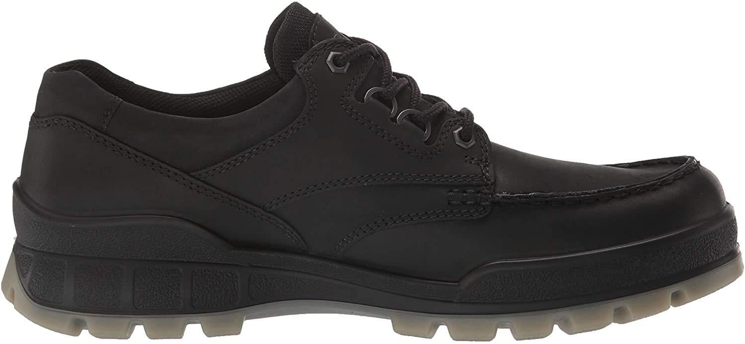 ecco track 25 low