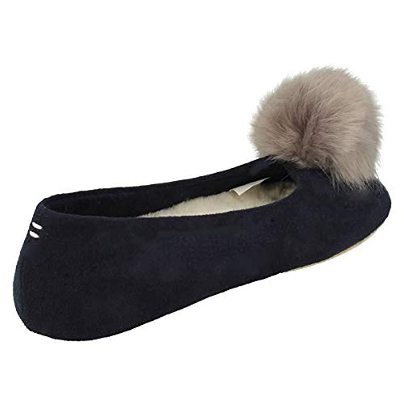 clarks cozily warm slippers