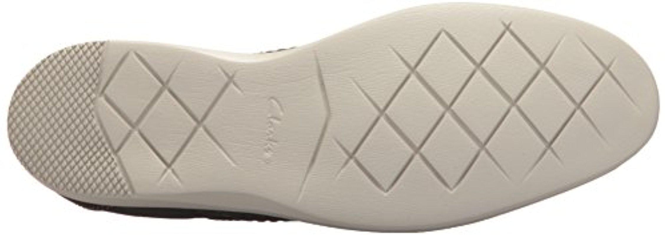 clarks raharto wingtip