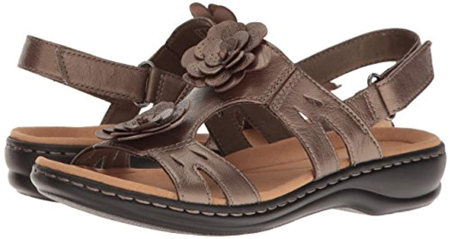 leisa claytin sandals