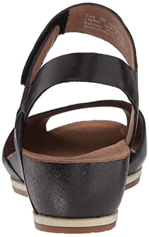 dansko vera flat sandal