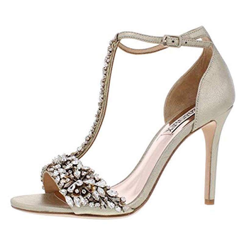 badgley mischka veil high heel sandals