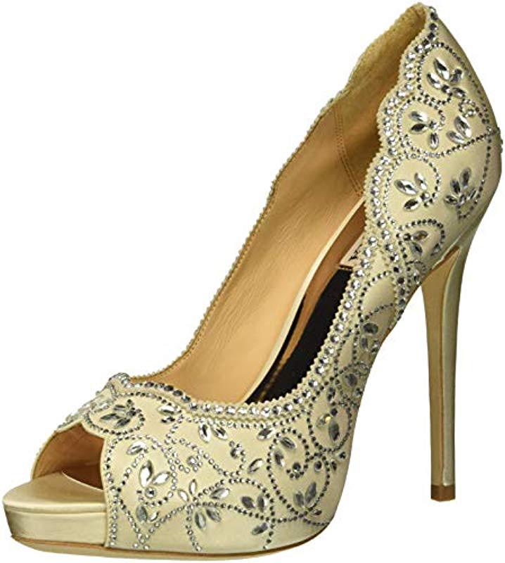 Badgley Mischka Leather Valentina Pump 