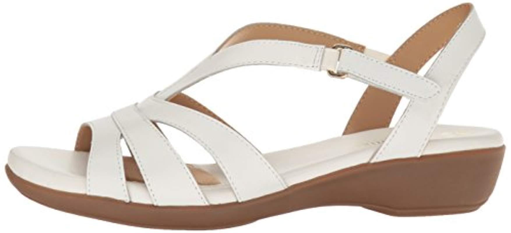 naturalizer women's neina huarache sandal
