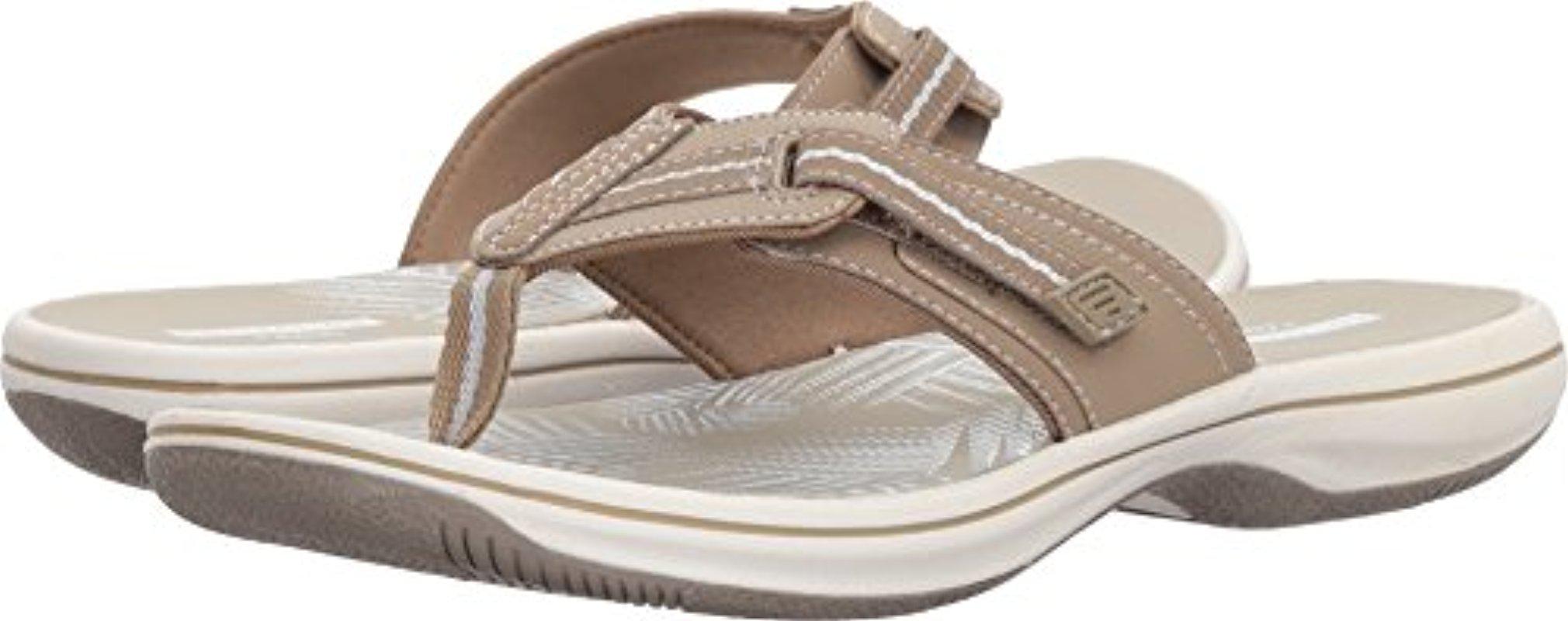 clarks jazz flip flops