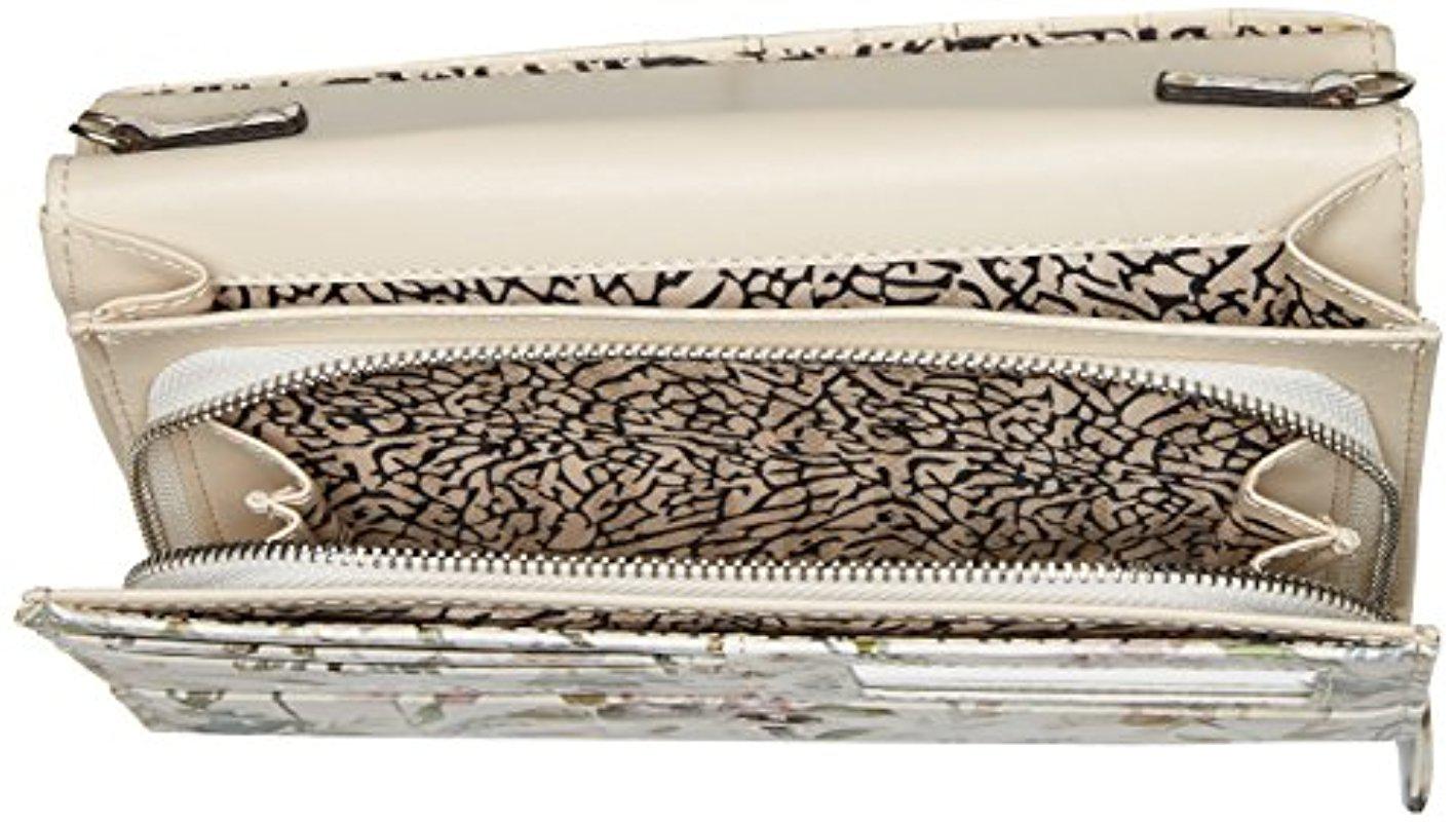max studio wallet