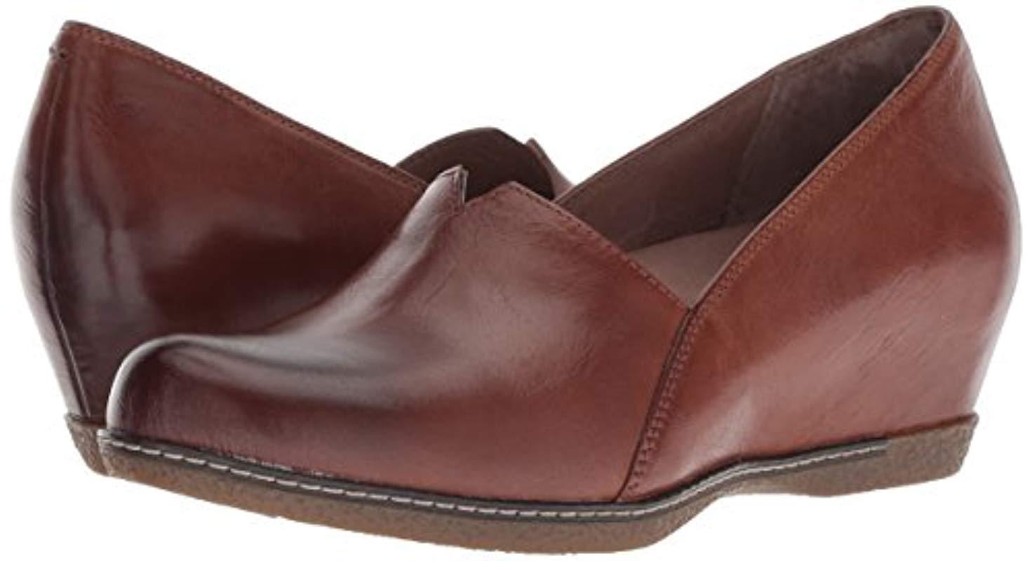 dansko women's liliana loafer flat