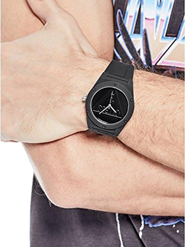 guess iconic silicone sport watch