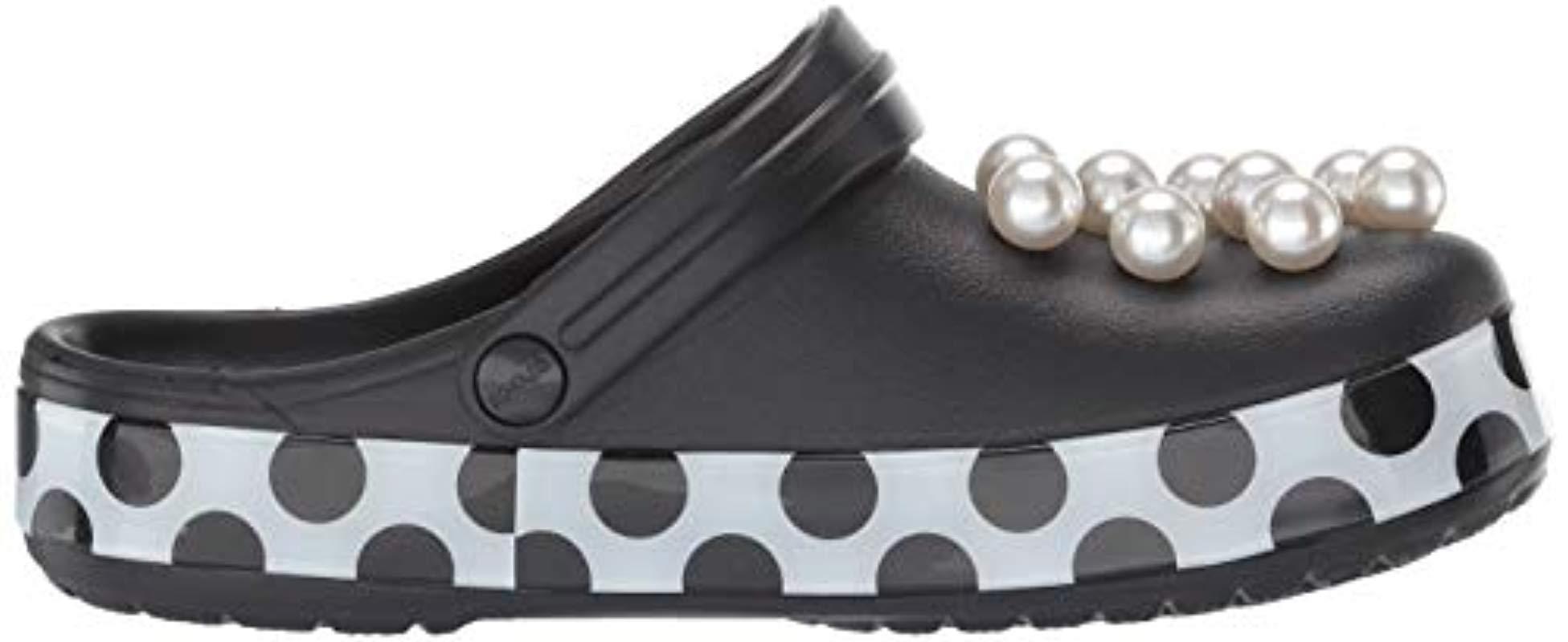 classic timeless clash pearls clog