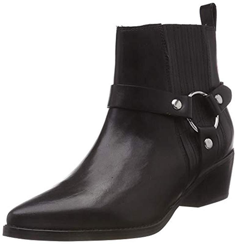 steve madden powerful boots
