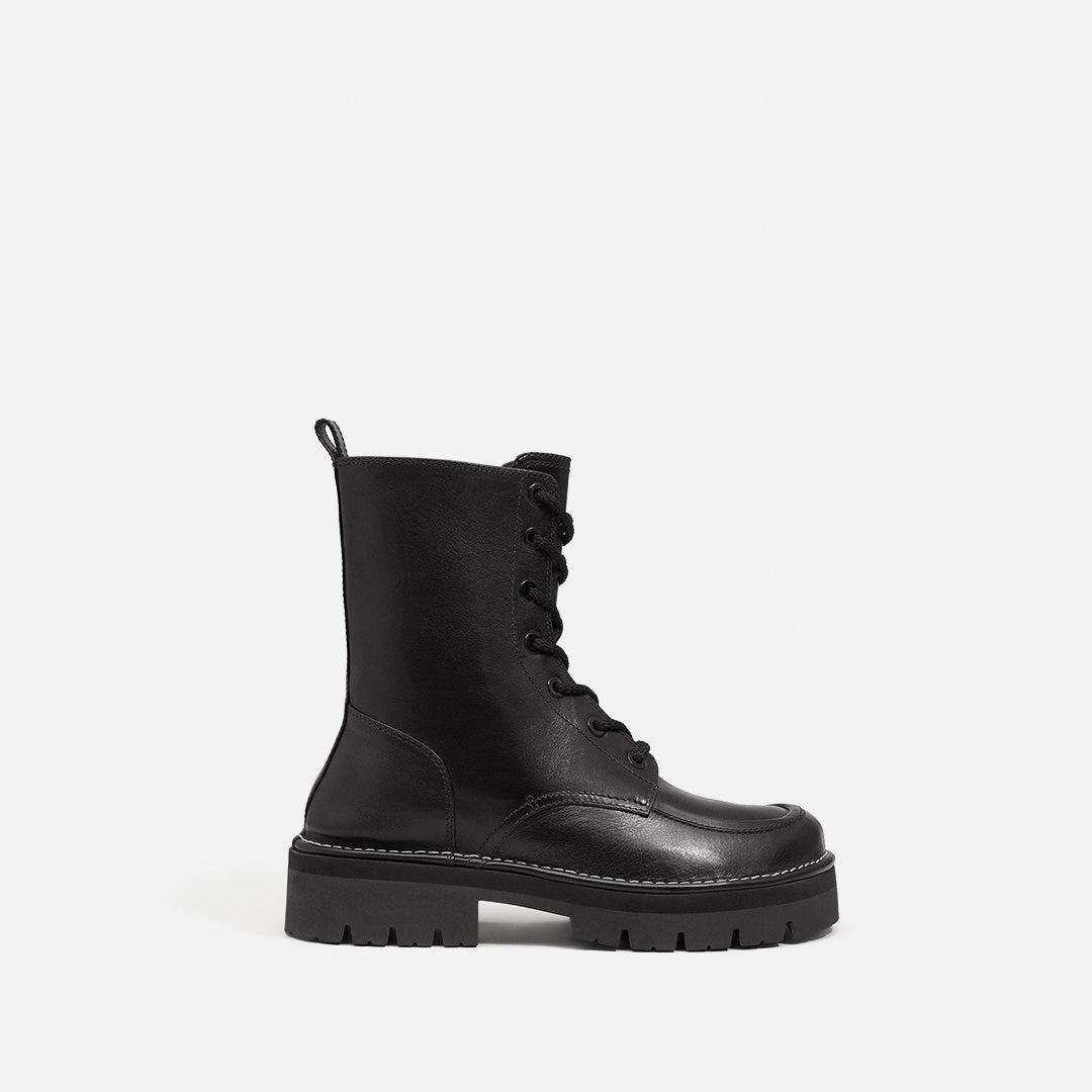 AMI PARISアミ パリスLace-Up Suede Ankle Bootsブーツ AMI PARISアミ パリスLace-Up Suede Ankle Bootsブーツ AMI