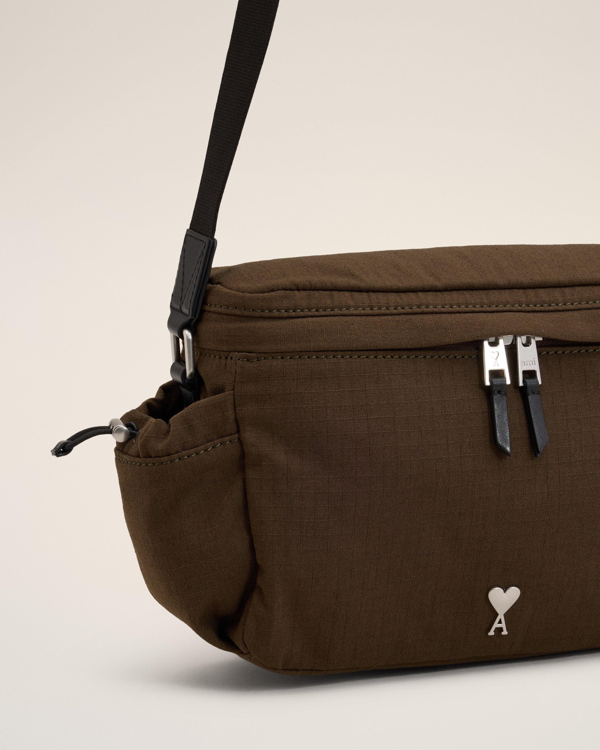 ★AMI ★Canvas Ami De Coeur MESSENGERバック Ami - Ami De Coeur Messenger Bag | HBX - Globally Curated