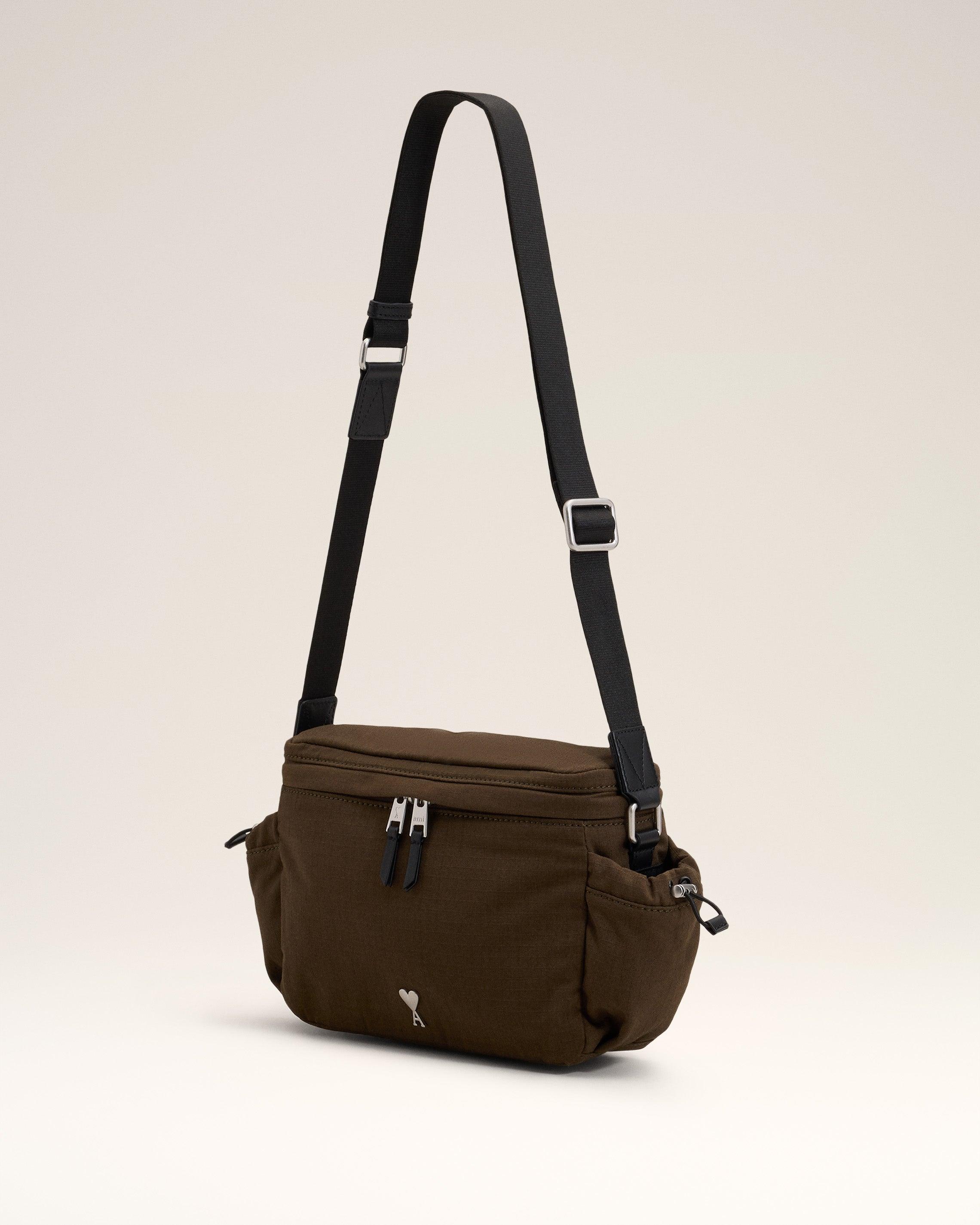 ★AMI ★Canvas Ami De Coeur MESSENGERバック Ami Paris Canvas Ami De Coeur Messenger Bag in Natural | Lyst