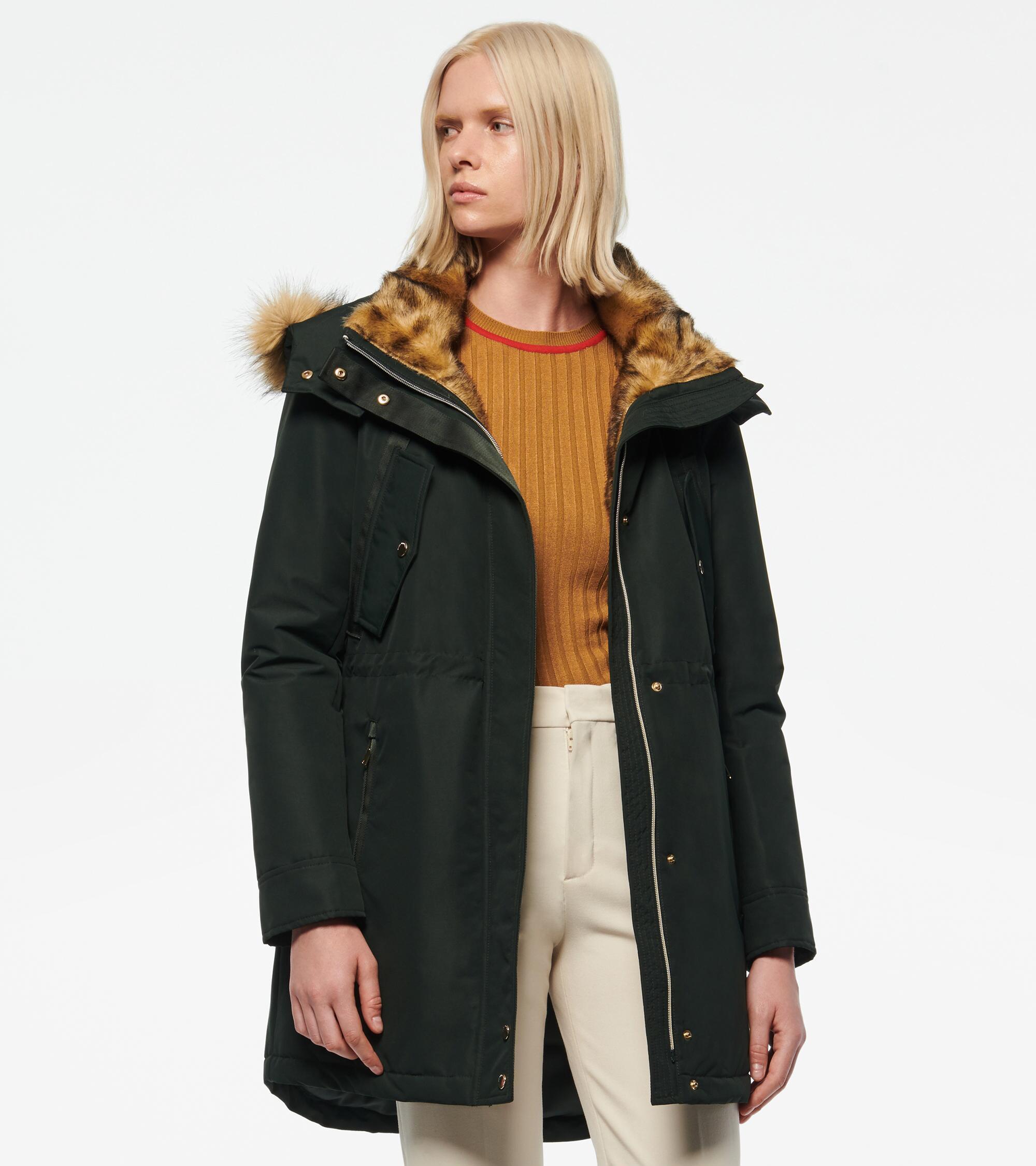 andrew marc sutton anorak