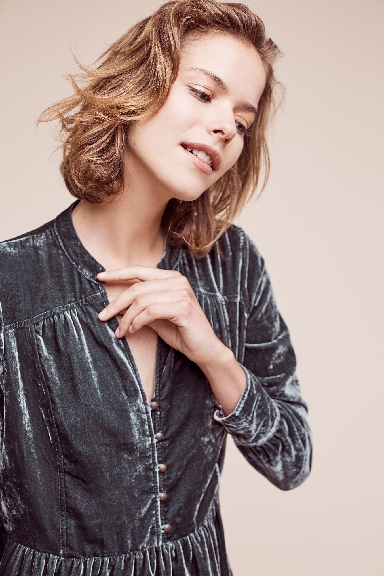 anthropologie holding horses velvet dress