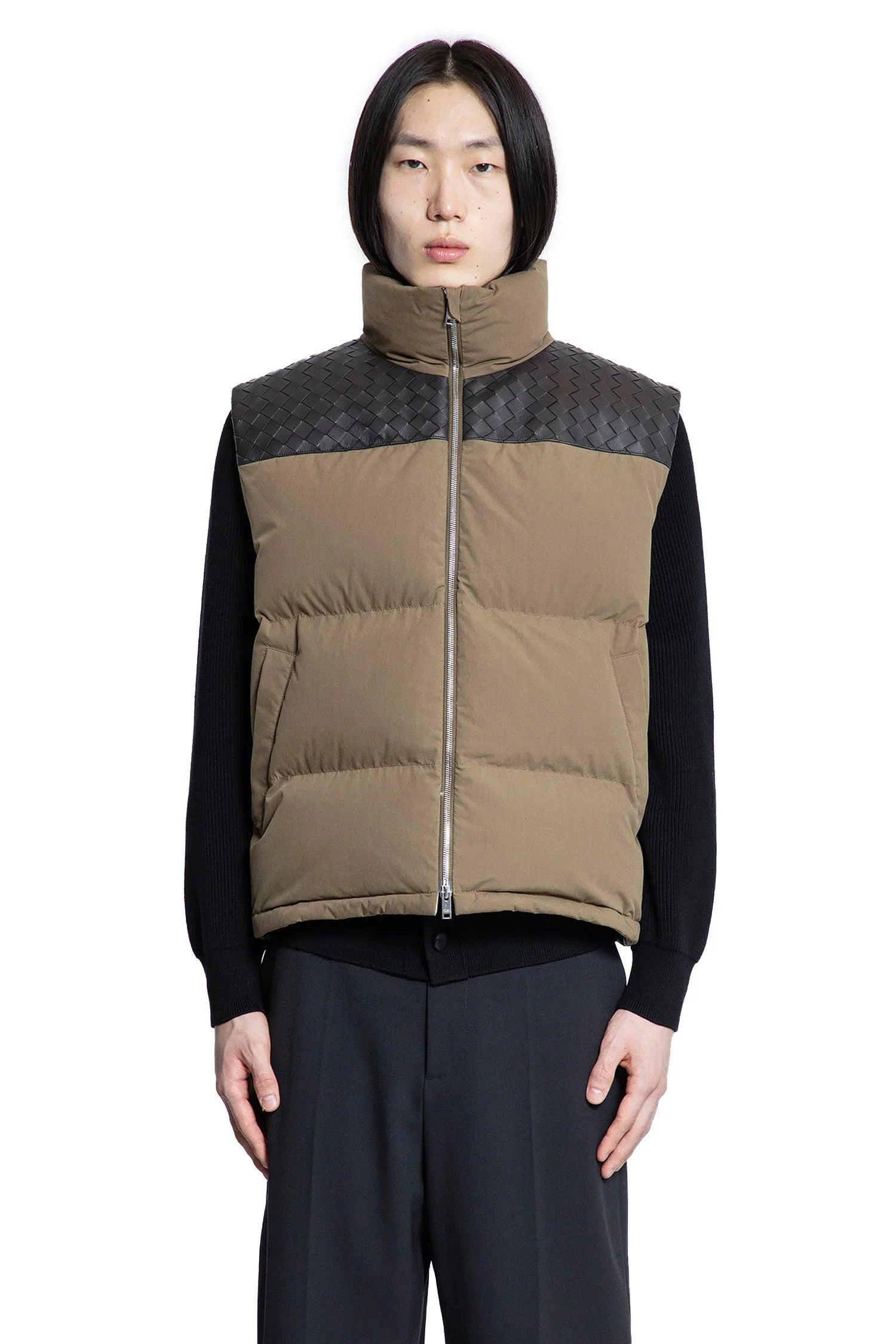 ダウンベスト Bottega Veneta Khaki Cotton Padded Vest Bottega Veneta Khaki Cotton Padded Vest 100% Cotton – LOZURI®