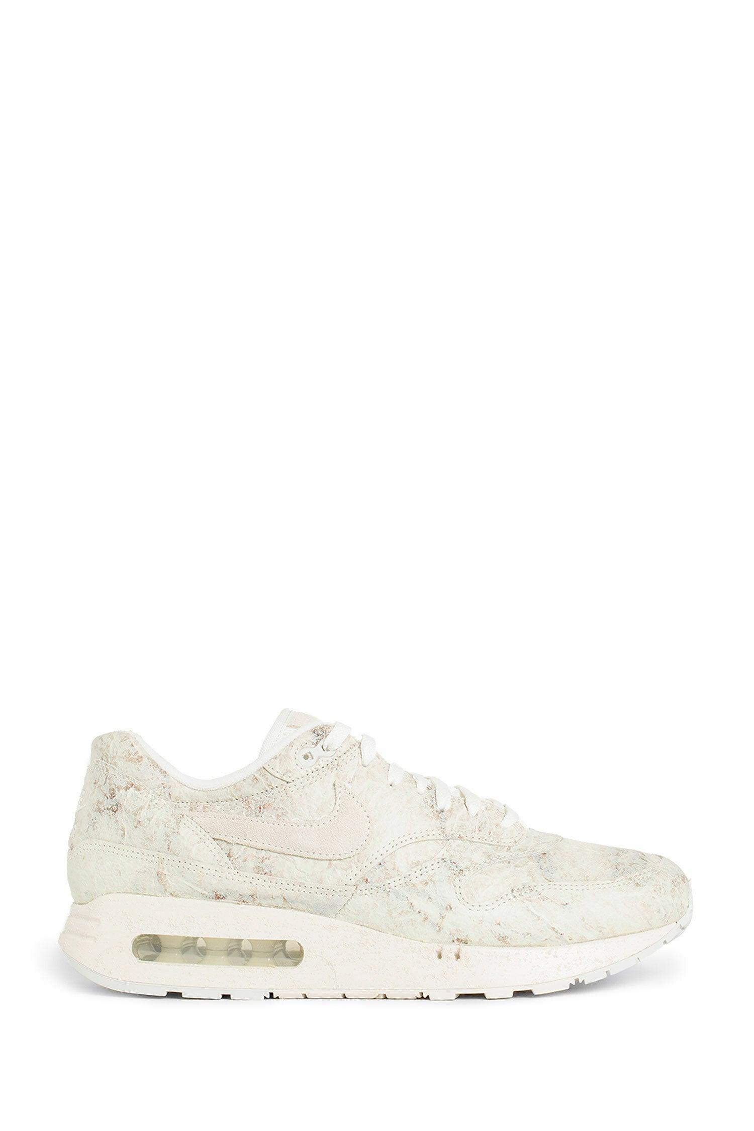 nike knit shoes white