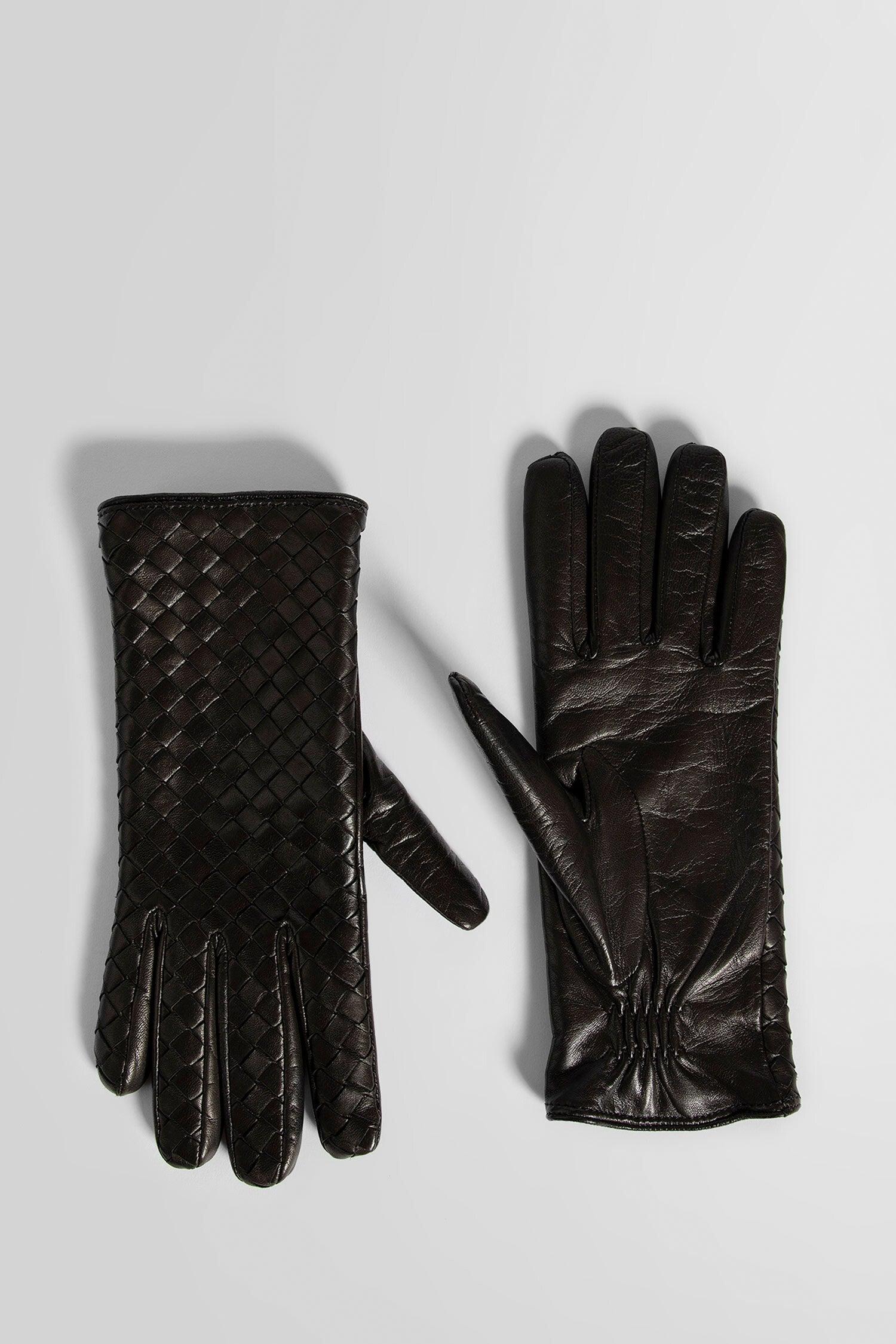 Bottega Veneta Gloves in Black | Lyst UK